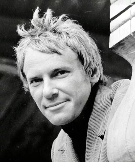    Молодой Сергей Шакуров