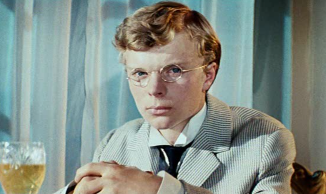 Михаил Метёлкин в фильме "Новые приключения неуловимых"