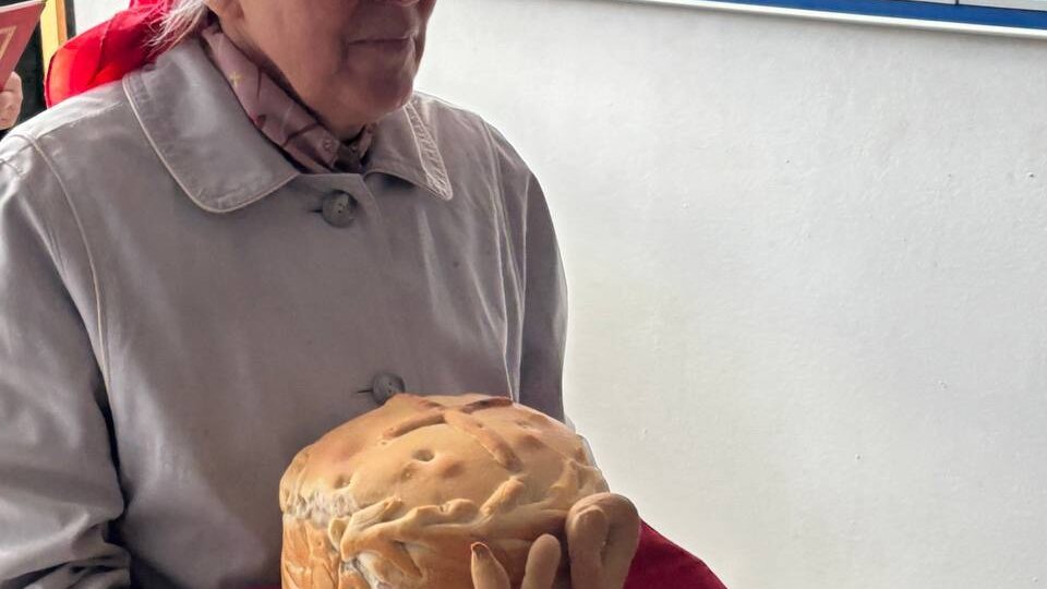 Завтра будет раздача артоса