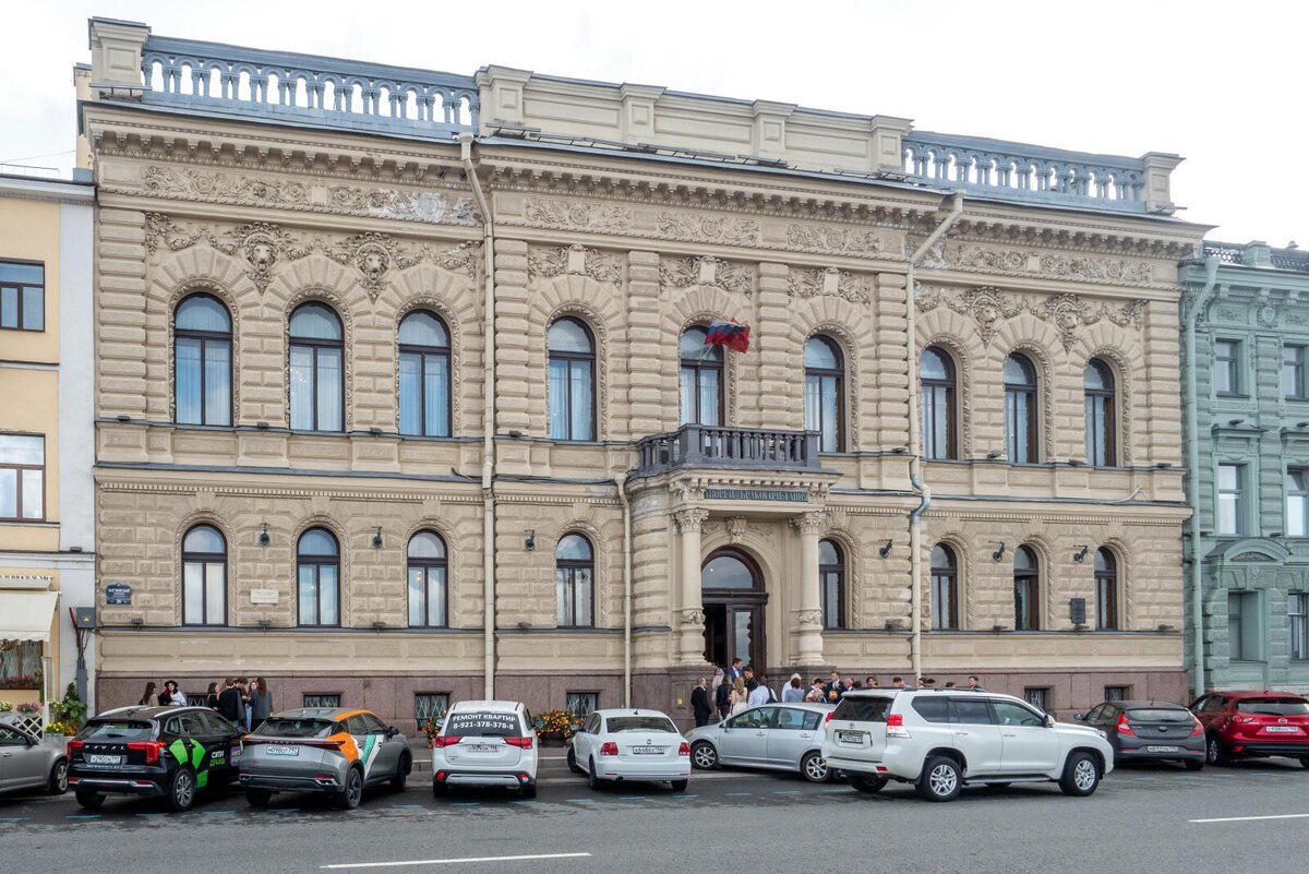 особняк фон Дервизов. фото взято из открытых источников 