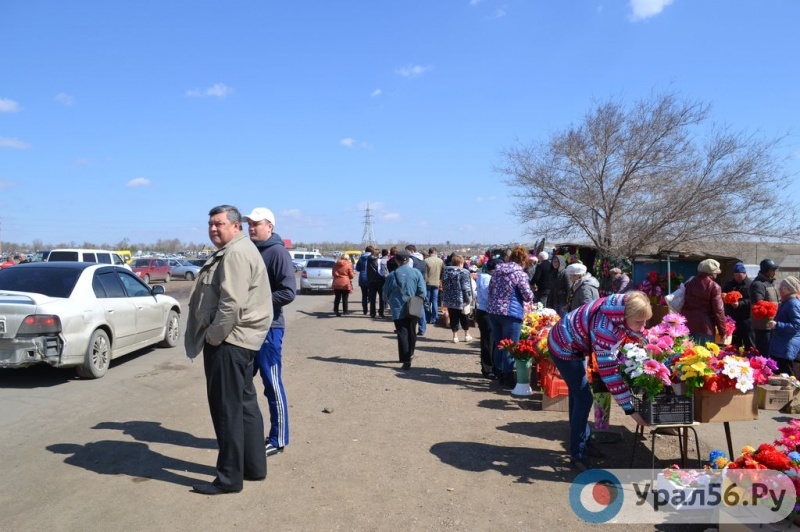    На Радоницу в Оренбурге перекроют несколько дорог