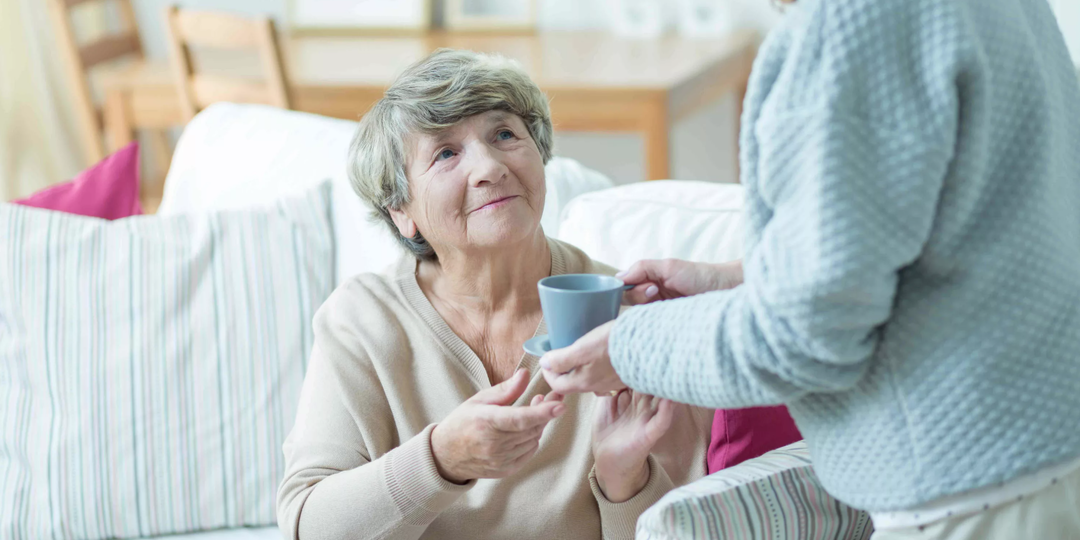 Россиянам раскрыли, кому положено бесплатное оформление сиделки