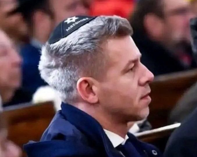 Нокаут в Будапеште: как венгры «уволили» Орбана за один вечер