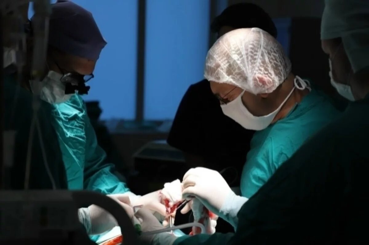    В Бурятии пенсионерка попала на операционный стол, съев тарелку слив