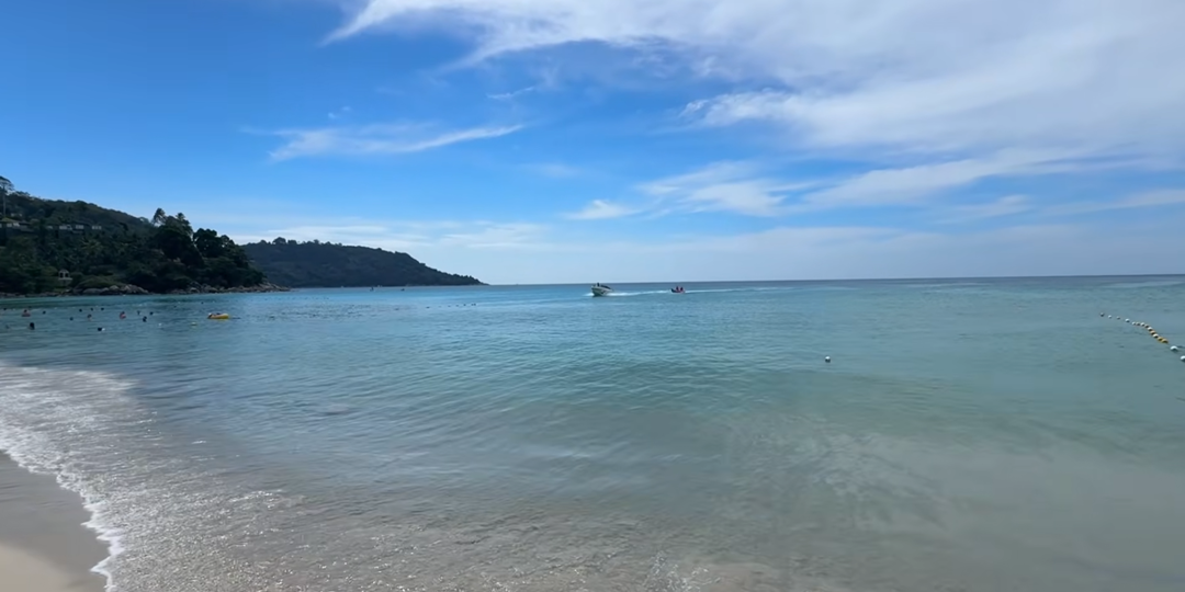 Ката Ной: маленький райский пляж на Пхукете для идеального отдыха