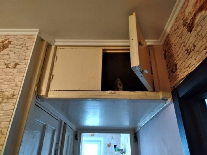 Антресоли выглядели не слишком презентабельно. / Фото: ekt.facade-project.ru