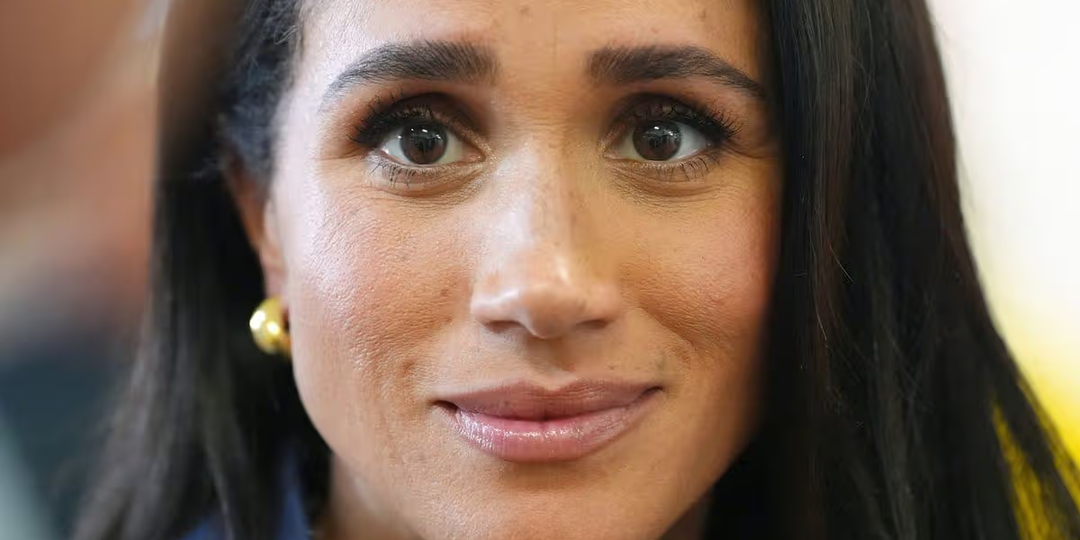 Пожаловалась, сфотографировалась и уехала на регби: главное событие ретрита Меган