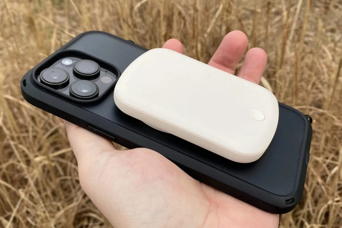 Casely Power Pods