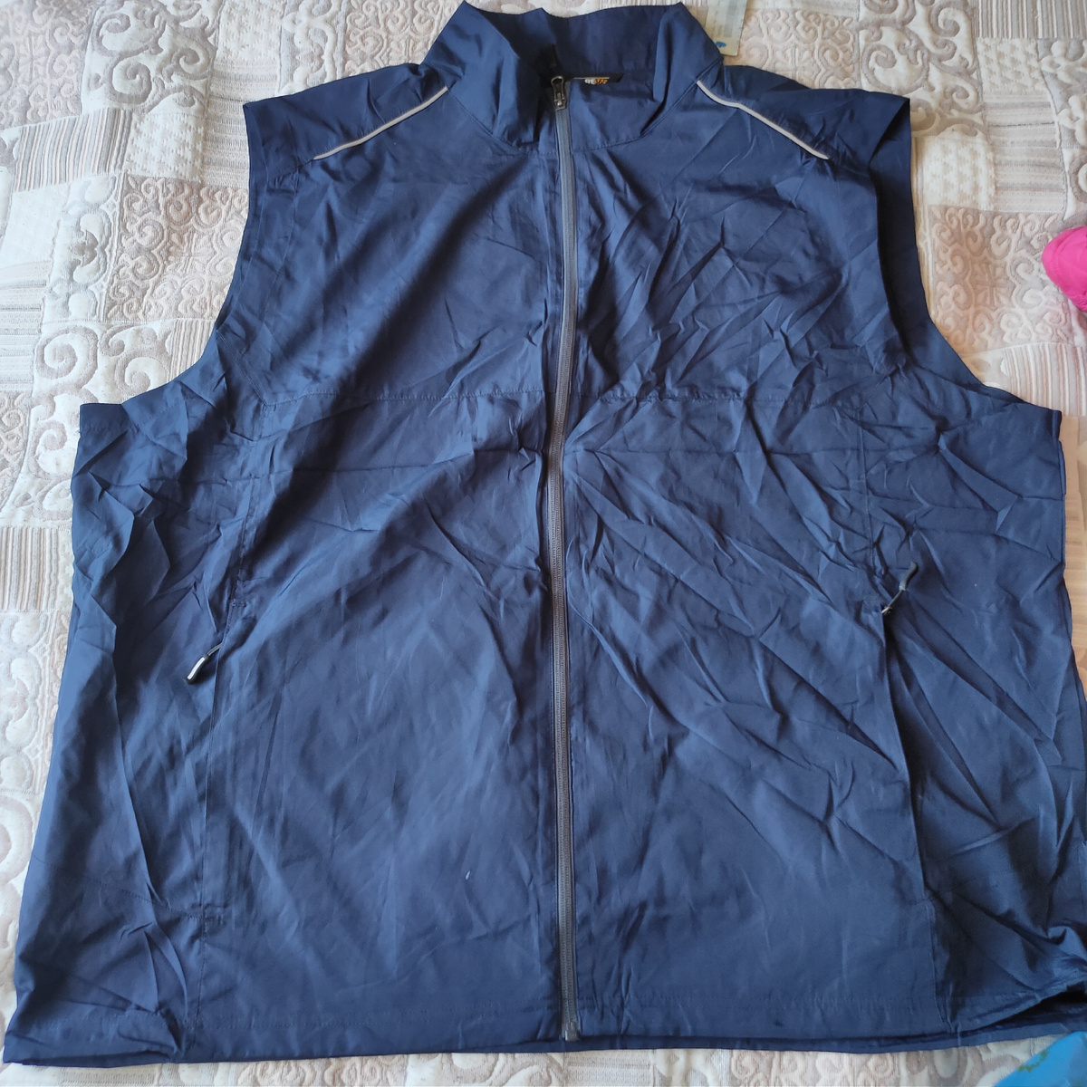 3XL ждут своего хозяина, стирать сама не буду, чтобы сохранить бирку