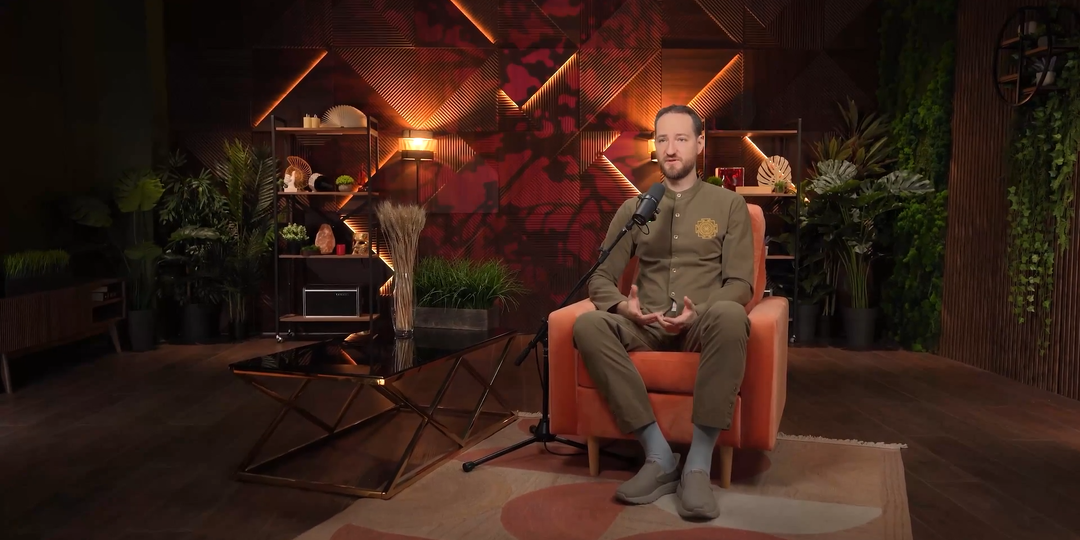 Антон Михайлов: "Посмотрим, кто будет наиболее агрессивен и озлоблен, и окажется под ударом"