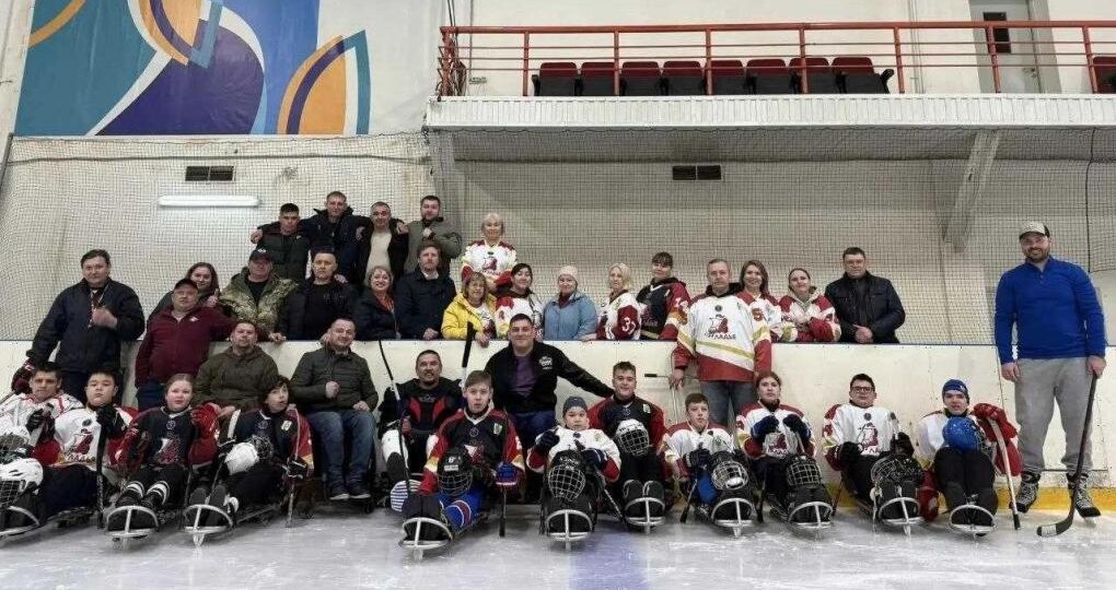 В Омске открылся новый клуб по следж-хоккею