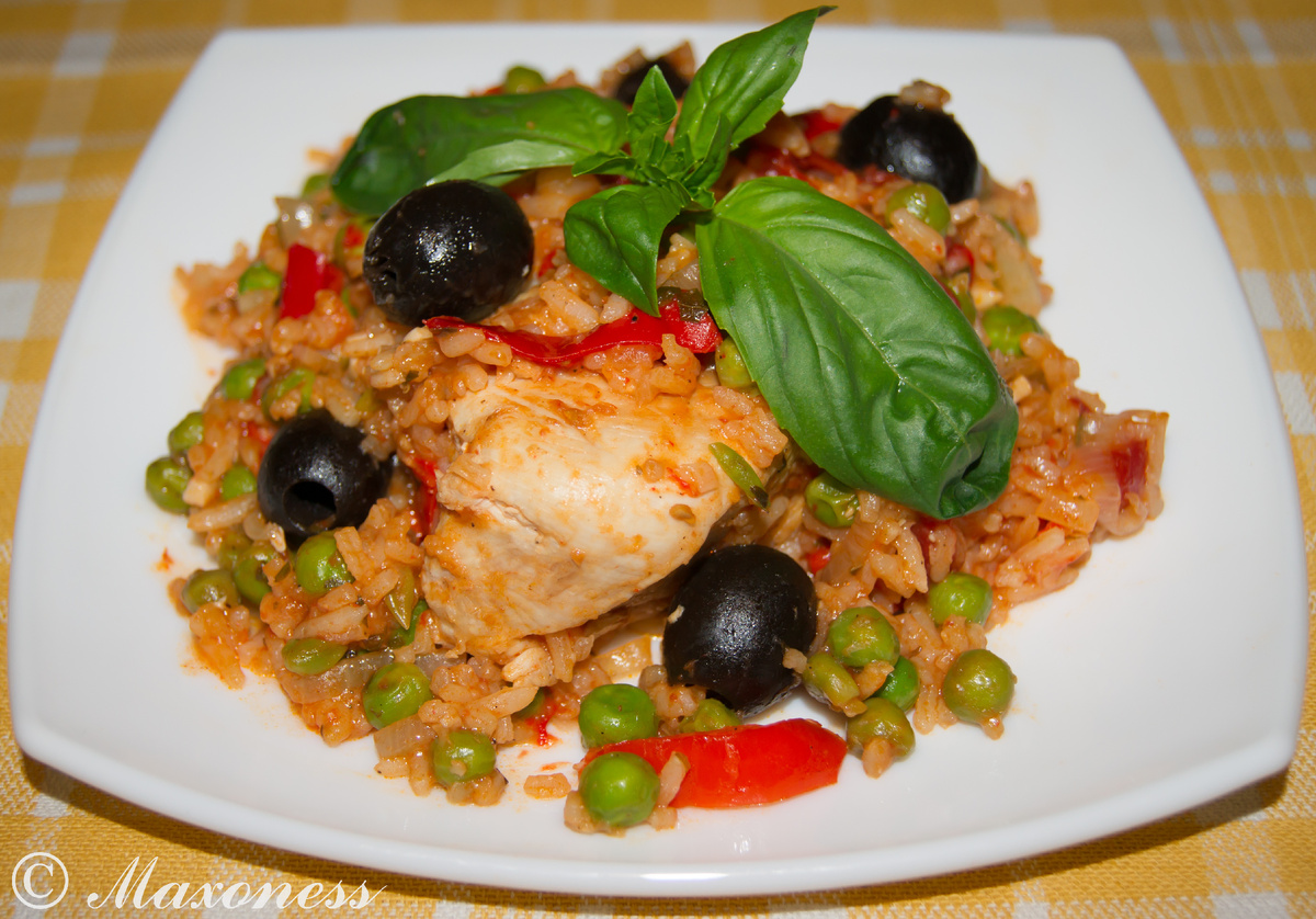 Куриные грудки по-каталонски. Испанская кухня