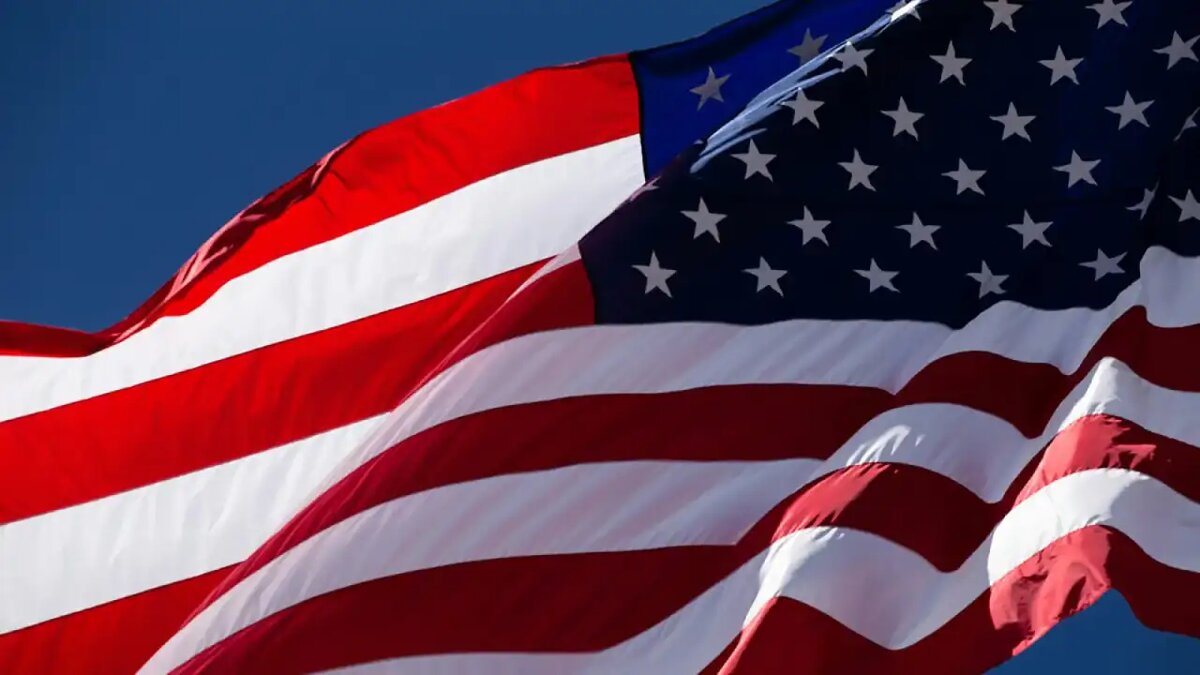    Флаг США. © unsplash.com/Ben Mater