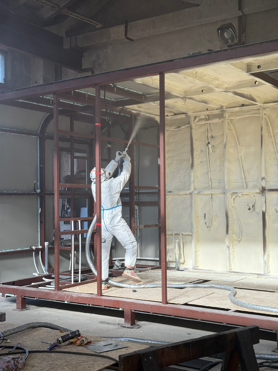 Утепление ППУ модульного дома Goodmodul