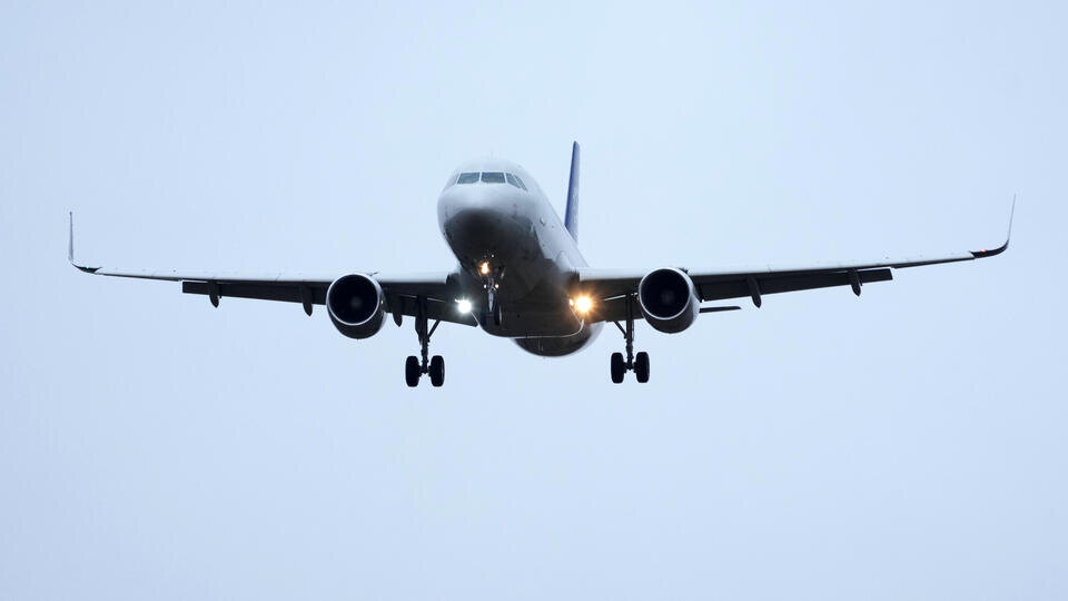     "Ростех" создал комплекс для доступа в интернет на борту самолета ИЗВЕСТИЯ/Дмитрий Коротаев