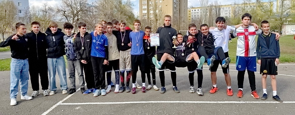 В Волгодонске завершаются игры по футболу городского этапа Всероссийского турнира «Кожаный мяч»