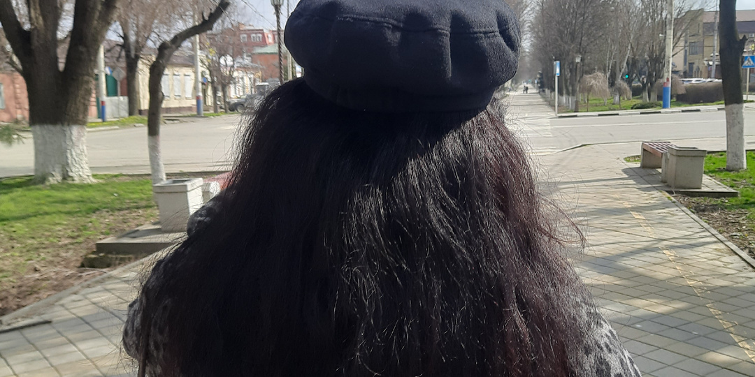 Красная крышечка