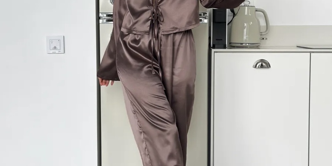 11 домашних костюмов с WB, которые выглядят как полноценные образы