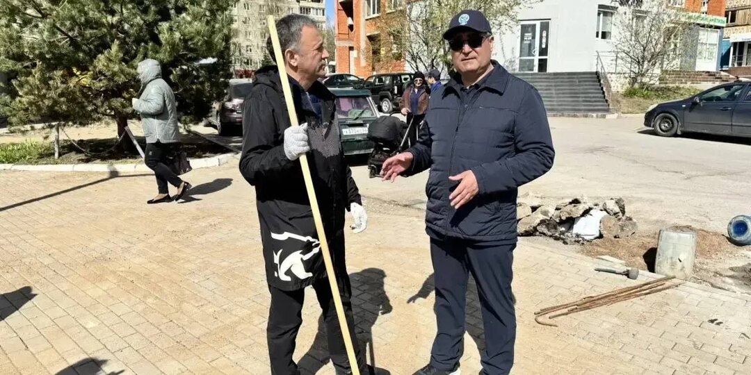 Принял участие в субботнике и акции #ЗеленаяБашкирия в Кировском районе