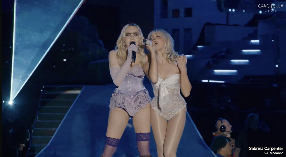    Мадонна выступила на «Коачелле» вместе с Сабриной Карпентер (фото 1)