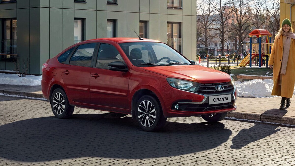    LADA Granta. Фото АвтоВАЗ