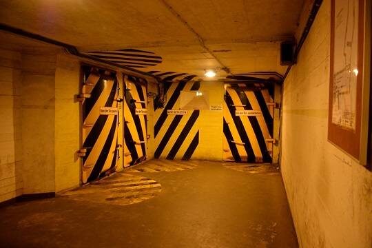    Раскрыта стоимость частного бункера в США (фото: pxhere.com)