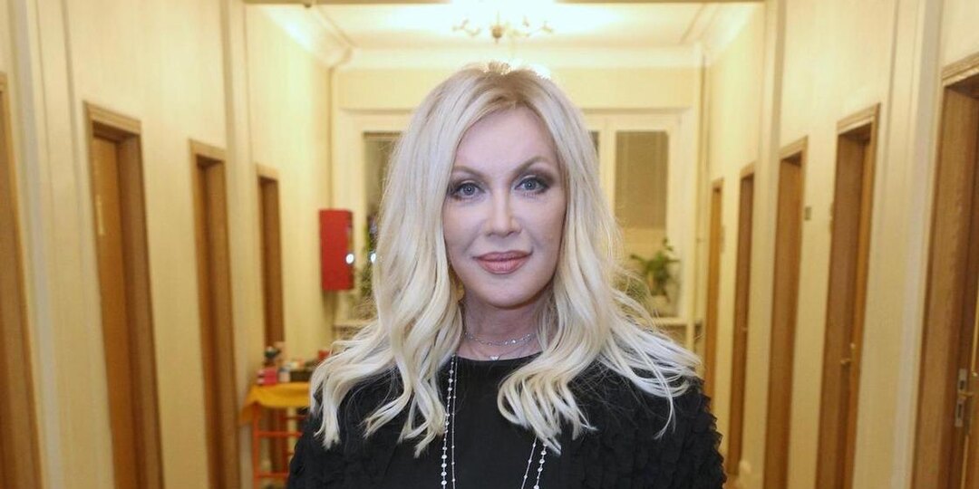 «Дом забрали!»: у Таисии Повалий окончательно конфисковали трёхэтажный особняк и семью выгнали без вещей