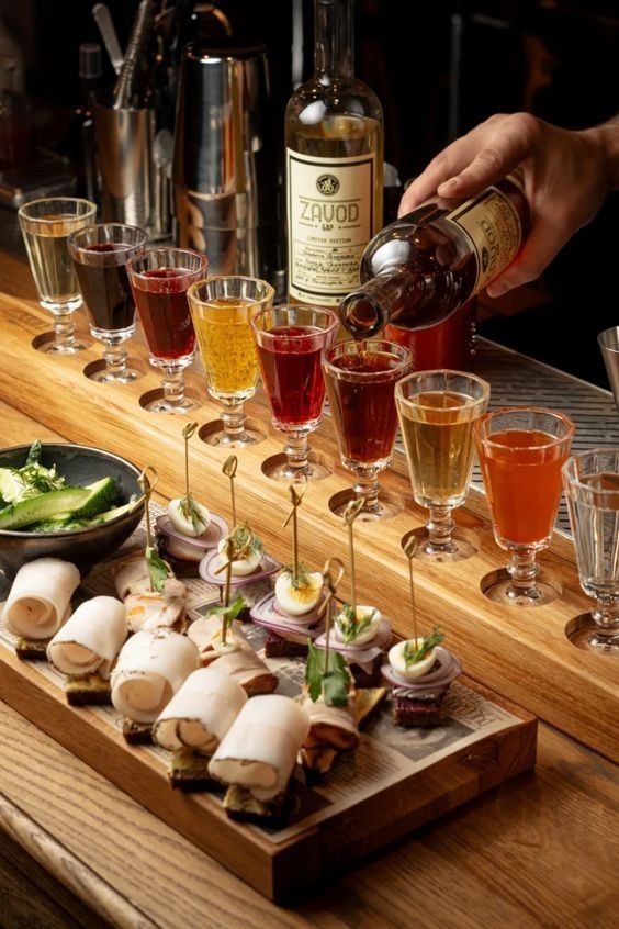 Метр настоек-новая единица измерения в гастробарах! 