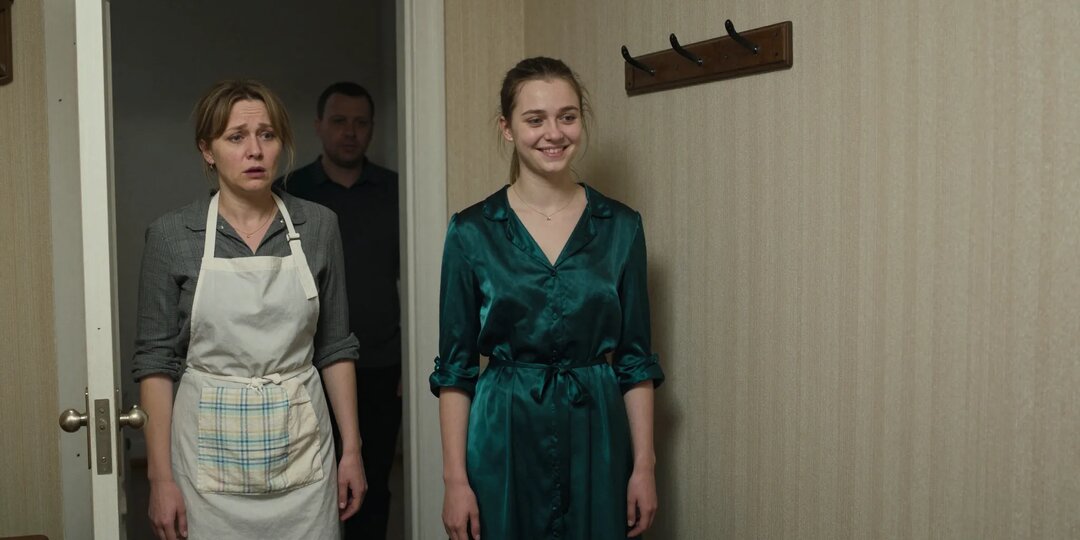 Четыре года бывший приводил новую жену в мой дом. Я терпела, пока не посмотрела на дочь