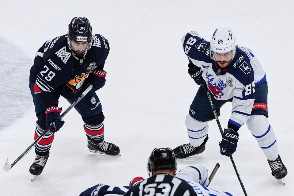    Губернатор Глеб Никитин поблагодарил ХК «Торпедо» за сезон ХК "Торпедо"