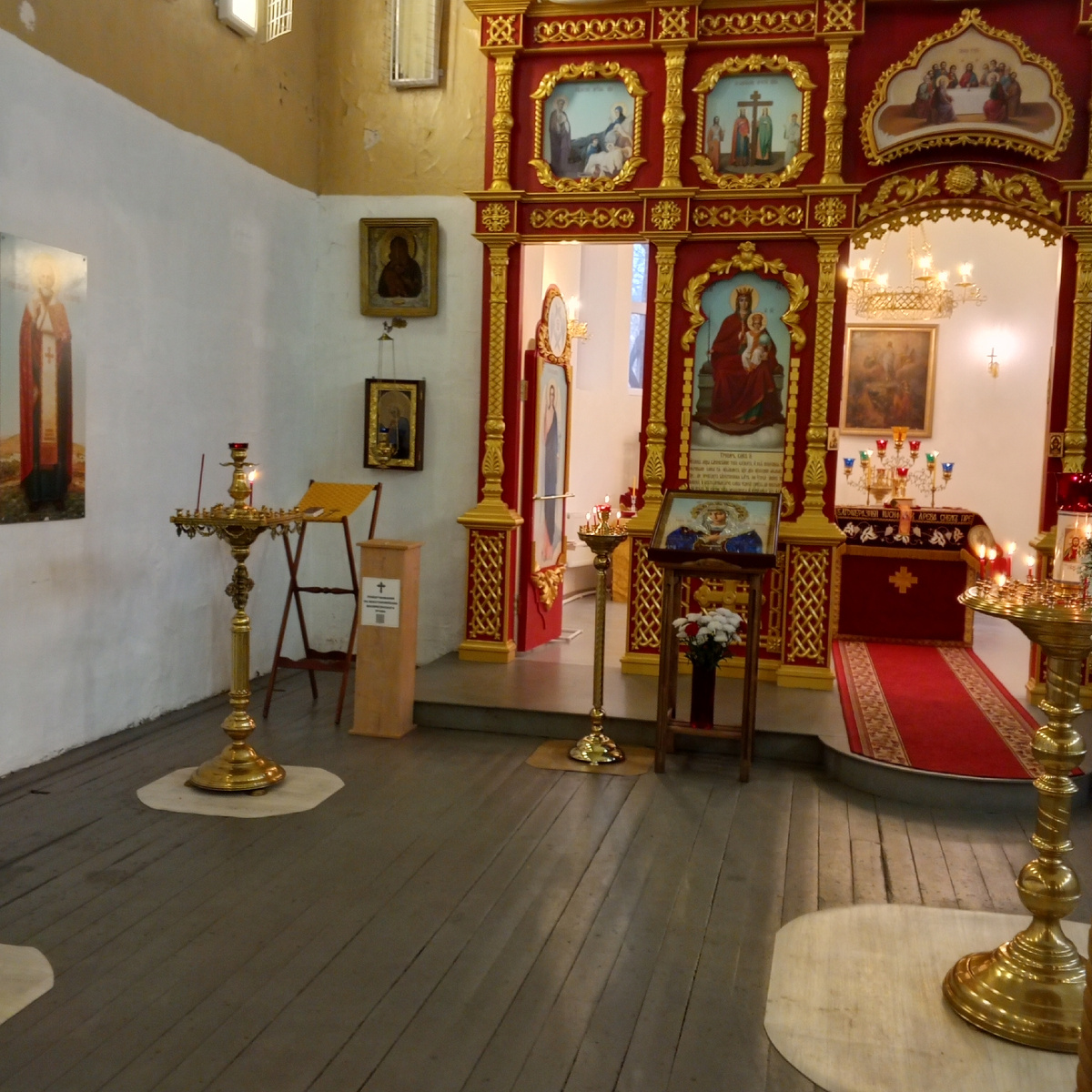 Общий вид  на Златые врата.