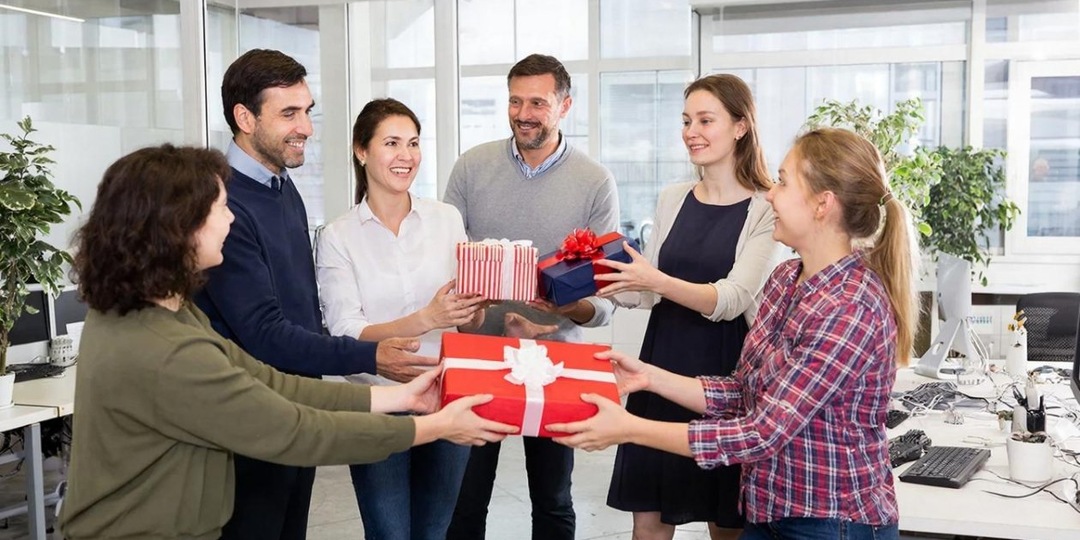 Обучение и корпоративы: что входит в компенсационные пакеты в Крыму