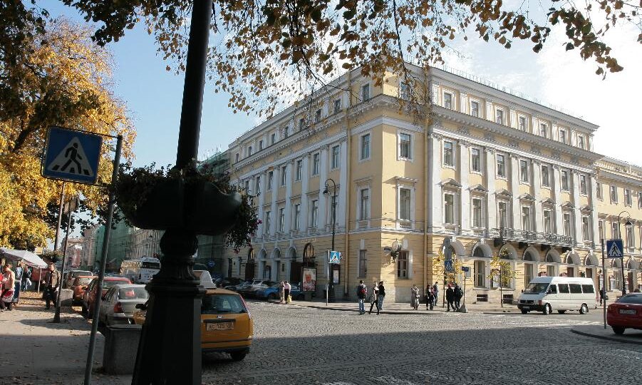 С 25 апреля по 22 мая в Филармонии имени Д. Д. Шостаковича пройдет XIX международный фестиваль «Музыкальная коллекция»