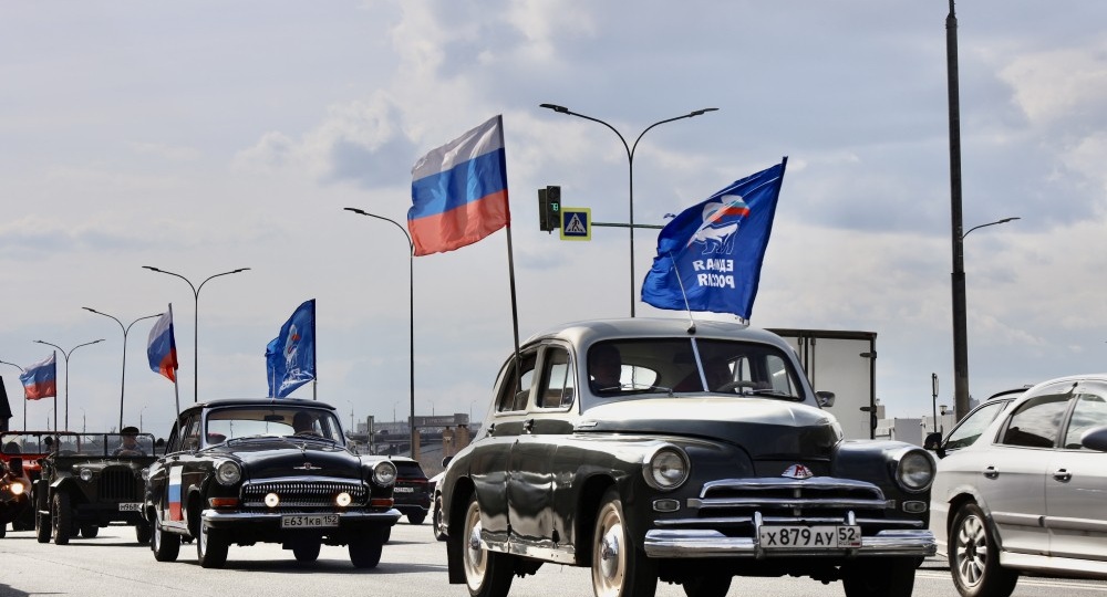 Автопробег к "Диктанту Победы" провели в Нижнем Новгороде