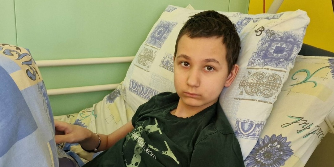 Нефтеюганцы собирают деньги на лечение мальчика