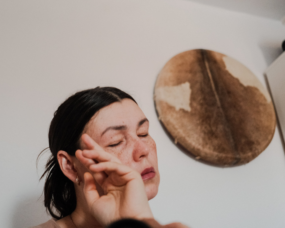 Мой рабочий день сейчас не на земле, а за компьютером. Бубен инструмент заземления