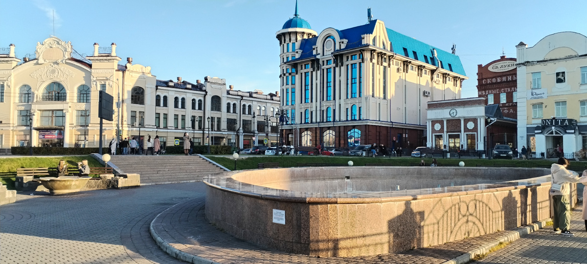 Набережная реки Ушайки и пассаж Второва (Фото: Nixe (Bearna Team))