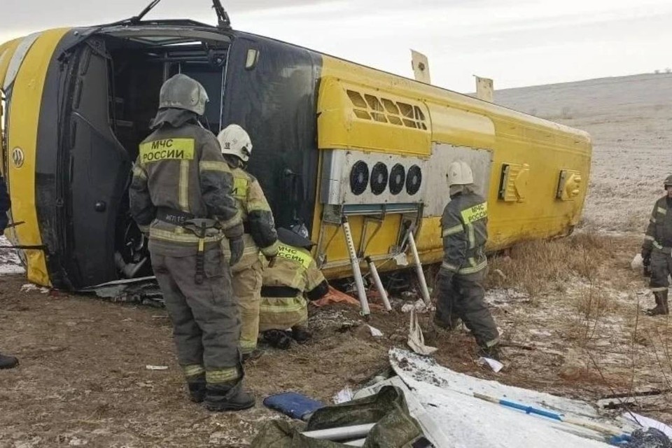    Водитель транспортного средства и 19 пассажиров обратились за медицинской помощью. Фото: МЧС по Забайкальскому краю