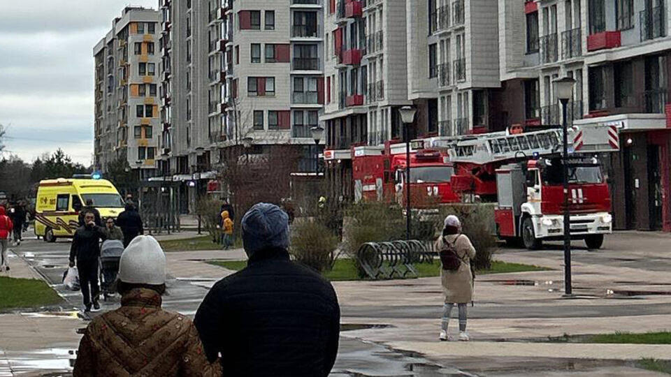     Мужчина поджег вещи в ПВЗ и покончил с собой в Новой Москве t.me/ИСПАНСКИЕ КВАРТАЛЫ