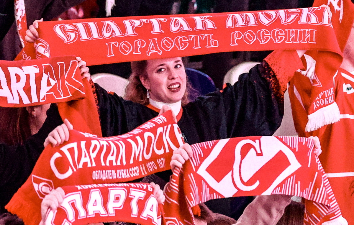    Болельщики "Спартака"  Софья Сандурская/ТАСС