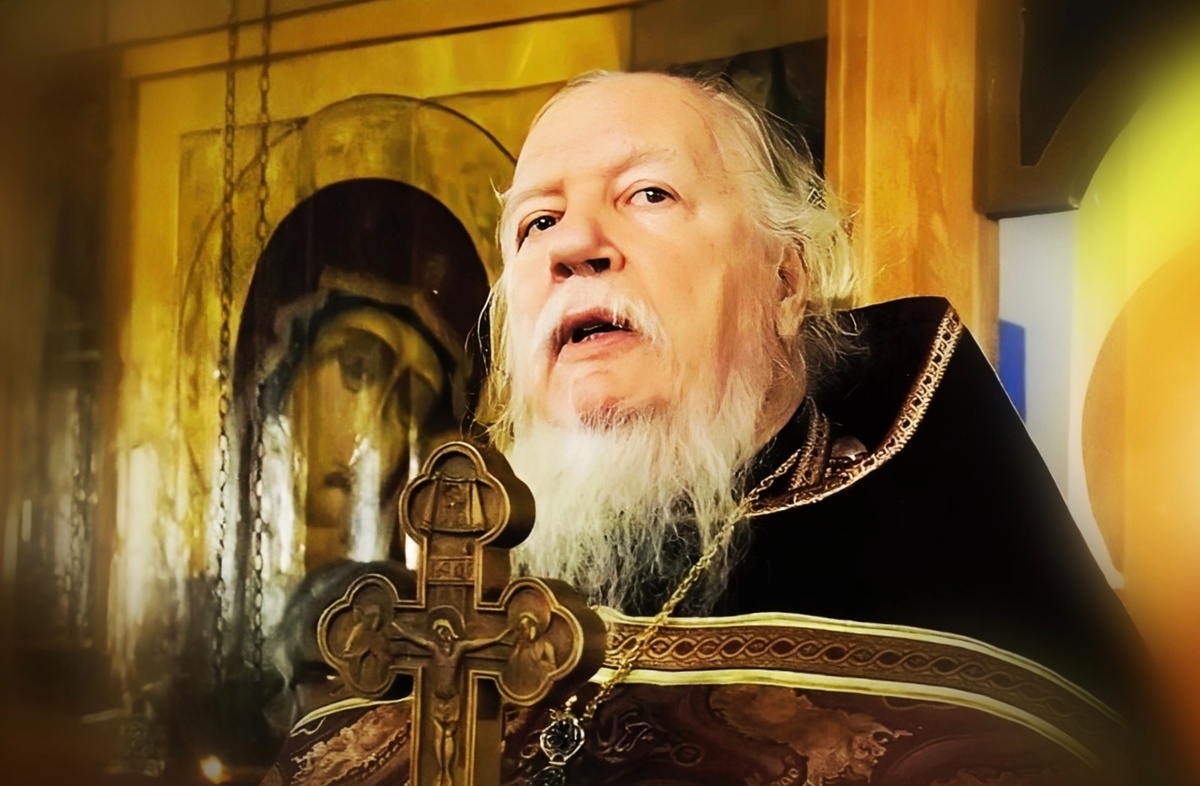 Димитрий Смирнов (07.03.1951 — 21.10.2020 гг.) — протоиерей, церковный и общественный деятель.