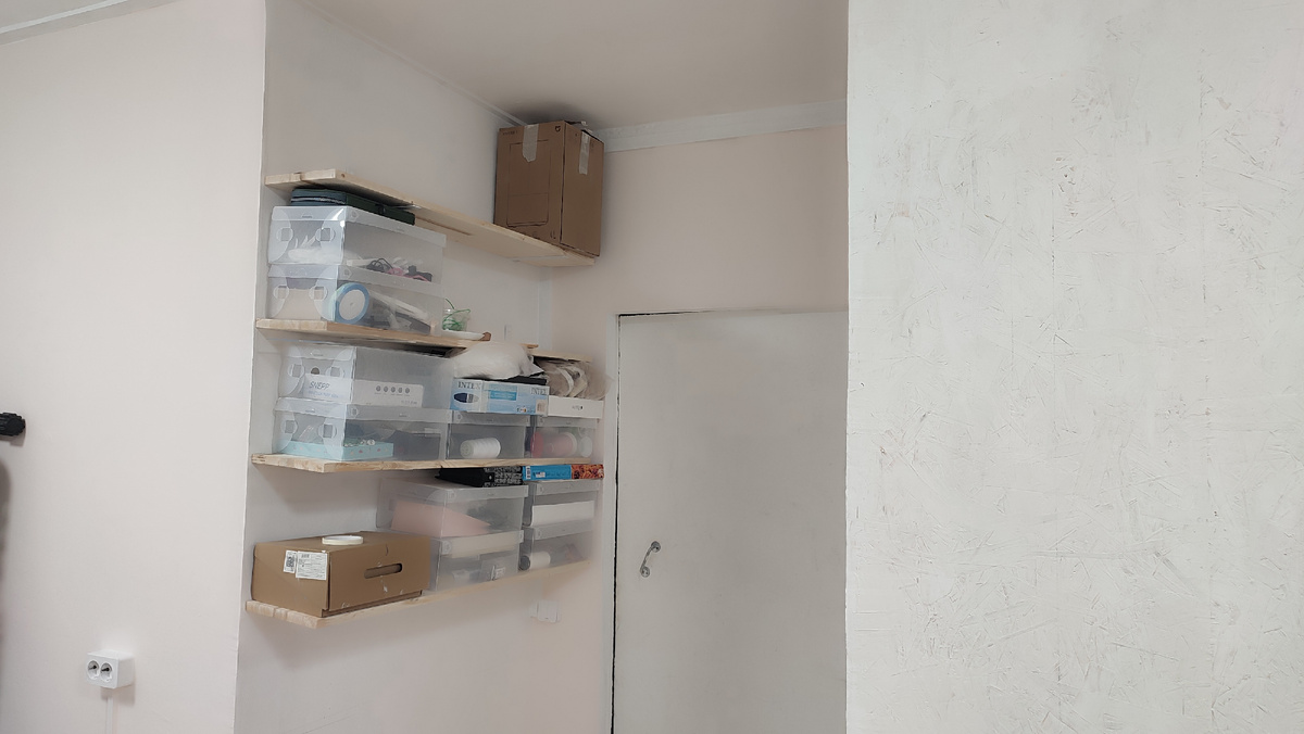 Это единственное место, где смогу разместить коробочки со швейными вещами