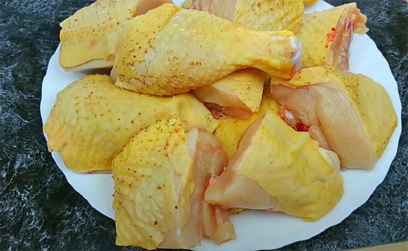 Готовим сочное куриное жаркое в банке: максимум вкуса, минимум усилий