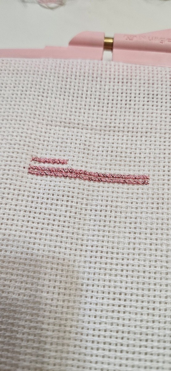 если листануть вправо, то там шок-контент подбора ниток