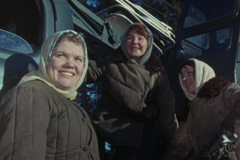    Молодая Валентина Ананьина на съемках фильма “Карьера Димы Горина”.