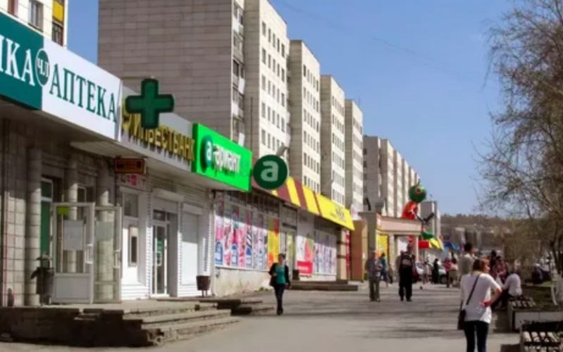 Аптек становится больше, но люди всё равно живут хуже