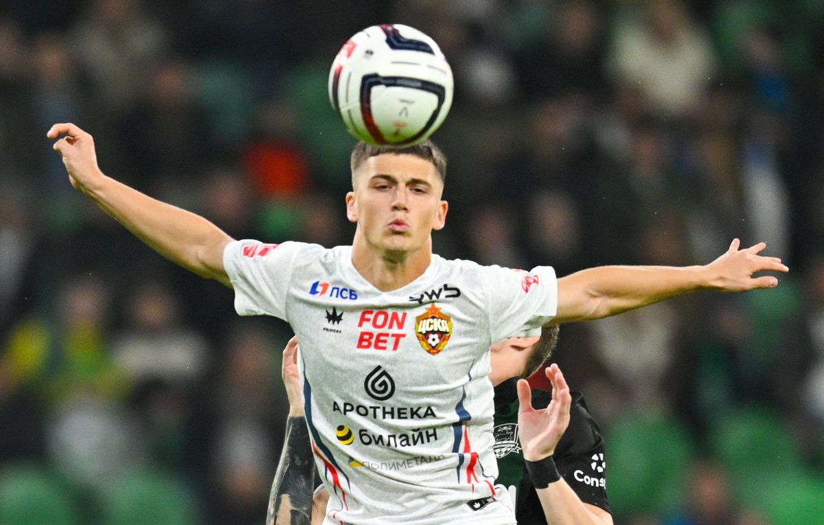    Полузащитник ЦСКА Кирилл Глебов  Степан Ноздрев/ТАСС