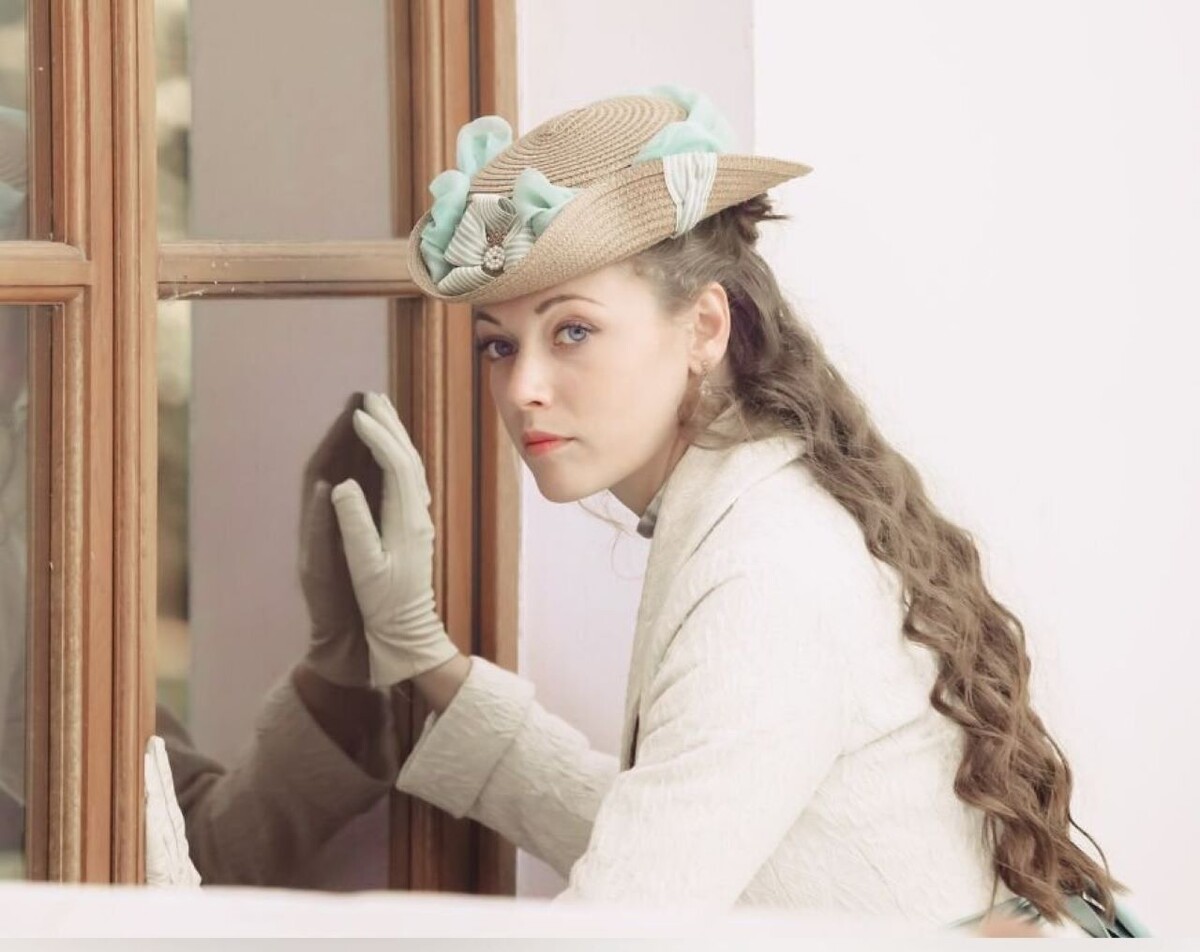 Александра Никифорова в роли Анны