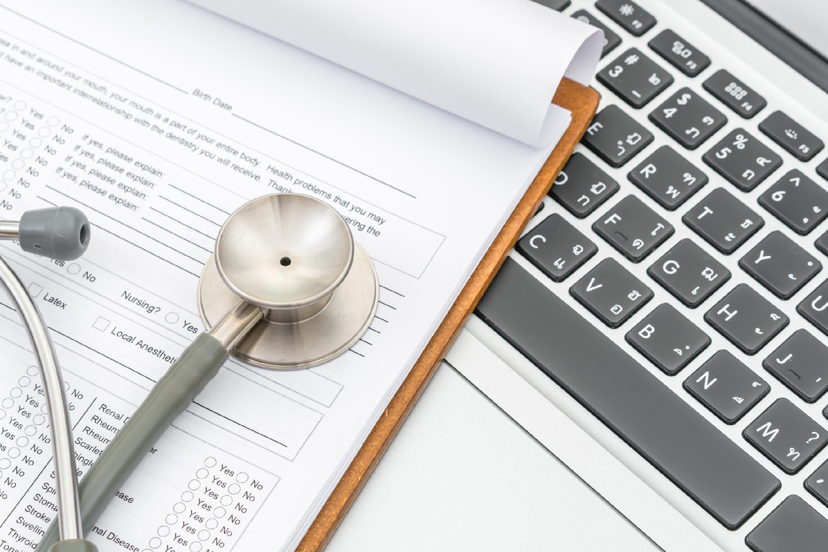 <a href="https://www.magnific.com/ru/free-photo/stethoscope-prescription-laptop_1129630.htm#fromView=search&page=1&position=25&uuid=6f982c26-5210-4ab0-8b06-abc6ebdafae7&query=%D0%BF%D0%BE%D0%BB%D1%83%D1%87%D0%B5%D0%BD%D0%B8%D0%B5+%D0%BD%D0%B0%D0%BB%D0%BE%D0%B3%D0%BE%D0%B2%D0%BE%D0%B3%D0%BE+%D0%B2%D1%8B%D1%87%D0%B5%D1%82%D0%B0+%D0%BF%D0%BE+%D1%80%D0%B0%D1%81%D1%85%D0%BE%D0%B4%D0%B0%D0%BC+%D0%BD%D0%B0+%D0%BB%D0%B5%D0%BA%D0%B0%D1%80%D1%82%D0%B2%D0%B0+">Изображение от jannoon028 на Magnific</a>