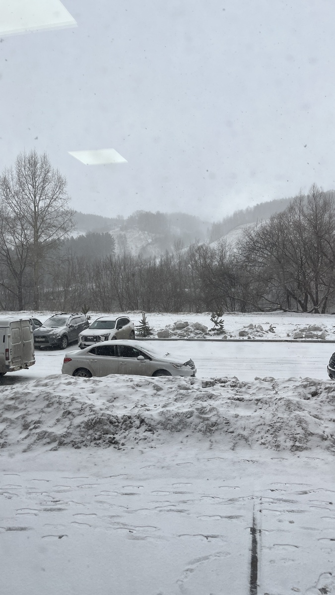 Такой апрель